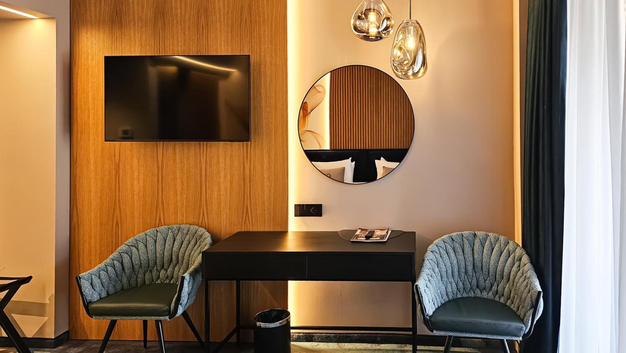 Hotel Bucura Кэлимэнешти Экстерьер фото