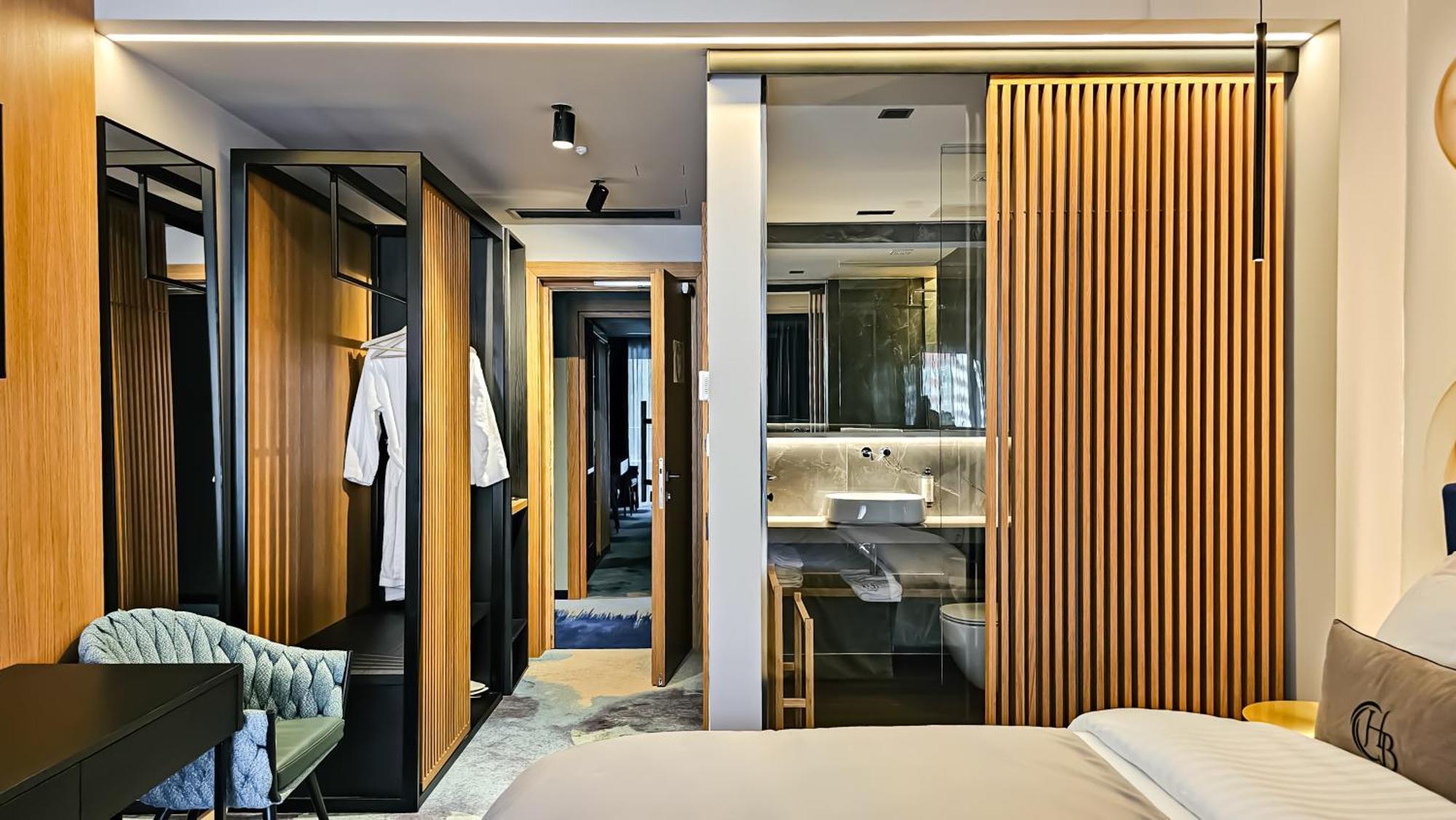 Hotel Bucura Кэлимэнешти Экстерьер фото